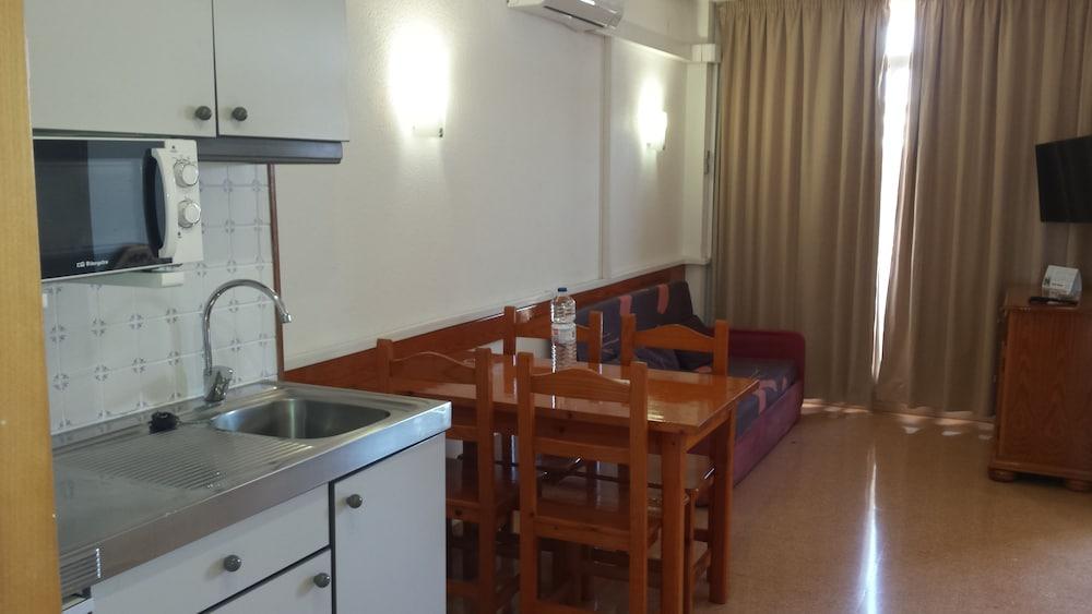 Mar Blau Apartamentos カレーリャ エクステリア 写真
